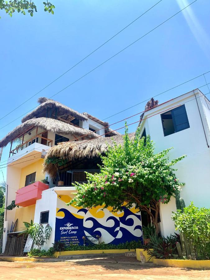 Experiencia Surf Camp Hostel Brisas de Zicatela Kültér fotó