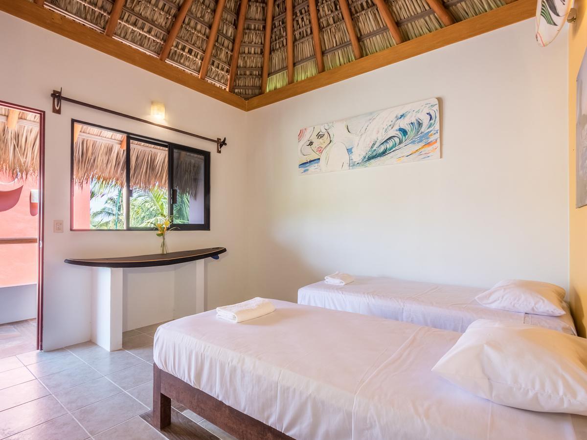 Experiencia Surf Camp Hostel Brisas de Zicatela Kültér fotó