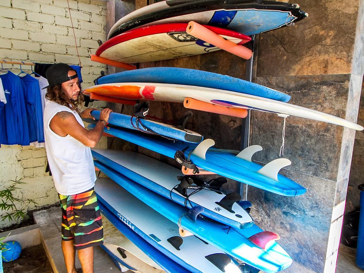 Experiencia Surf Camp Hostel Brisas de Zicatela Kültér fotó