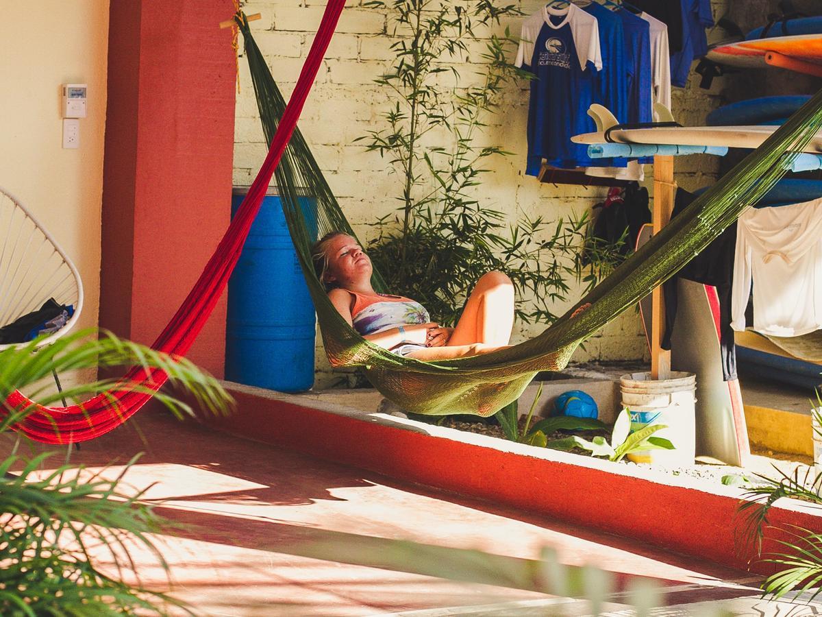 Experiencia Surf Camp Hostel Brisas de Zicatela Kültér fotó