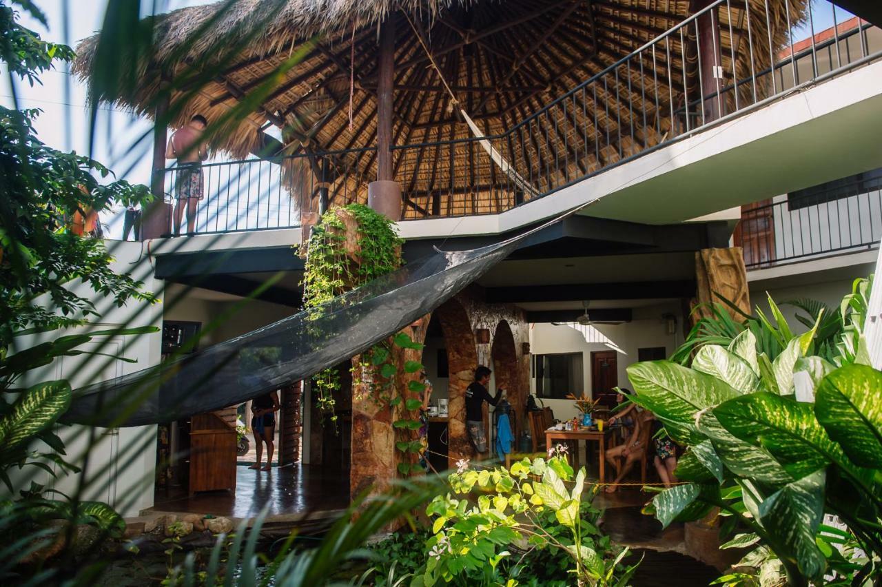 Experiencia Surf Camp Hostel Brisas de Zicatela Kültér fotó